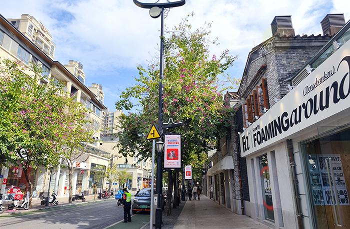 led燈桿屏|智慧燈桿屏|立柱廣告機(jī)|led廣告機(jī)|智慧路燈屏|戶外LED廣告機(jī)|燈桿屏|智慧燈桿|智慧路燈 led燈桿屏|智慧燈桿屏|立柱廣告機(jī)|led廣告機(jī)|智慧路燈屏|戶外LED廣告機(jī)|燈桿屏|智慧燈桿|智慧路燈